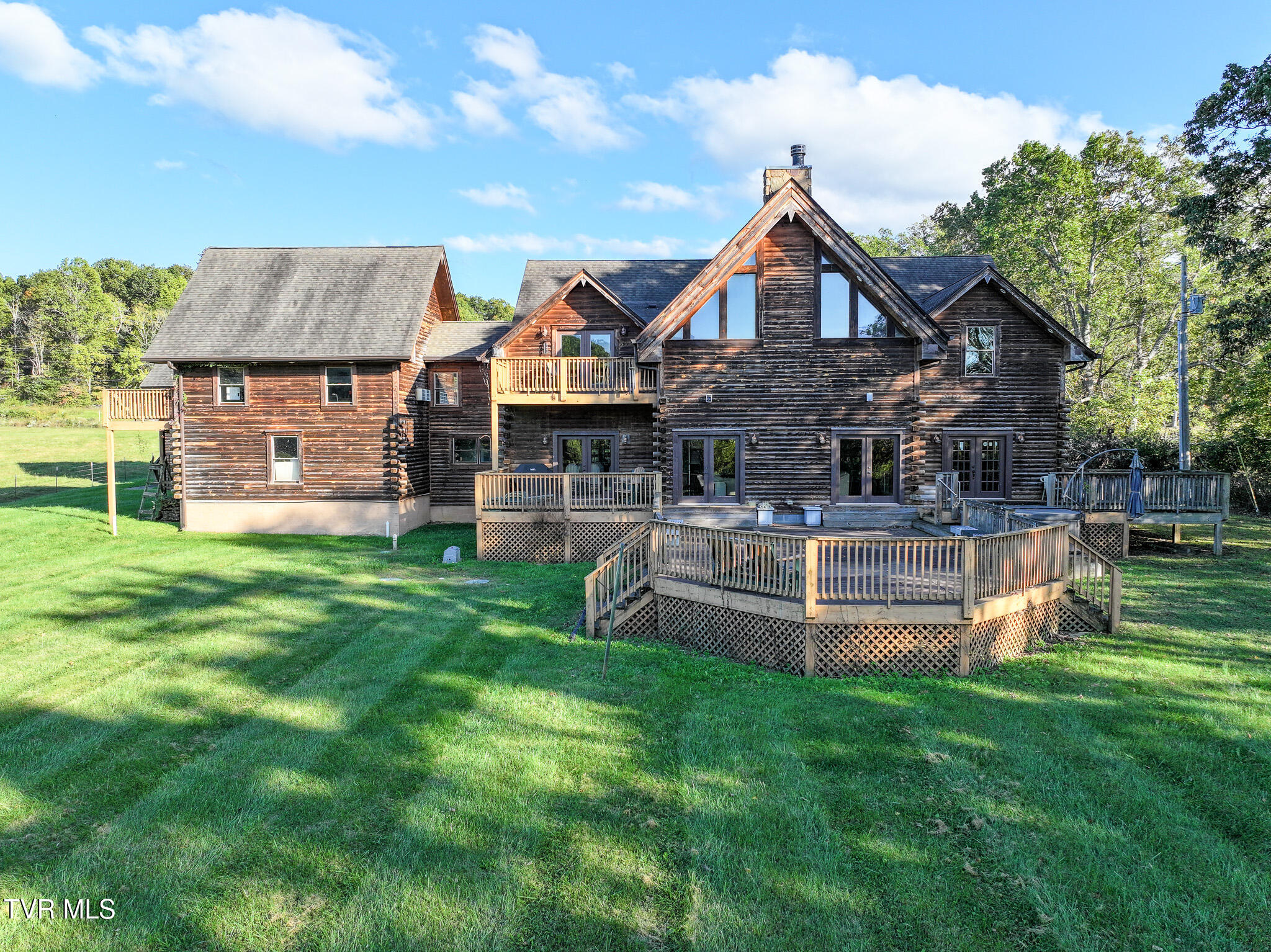 3101 Whitehouse Road Greeneville, TN 37745 - Photo 4 of 56 DJI_20251006193548_0523_D