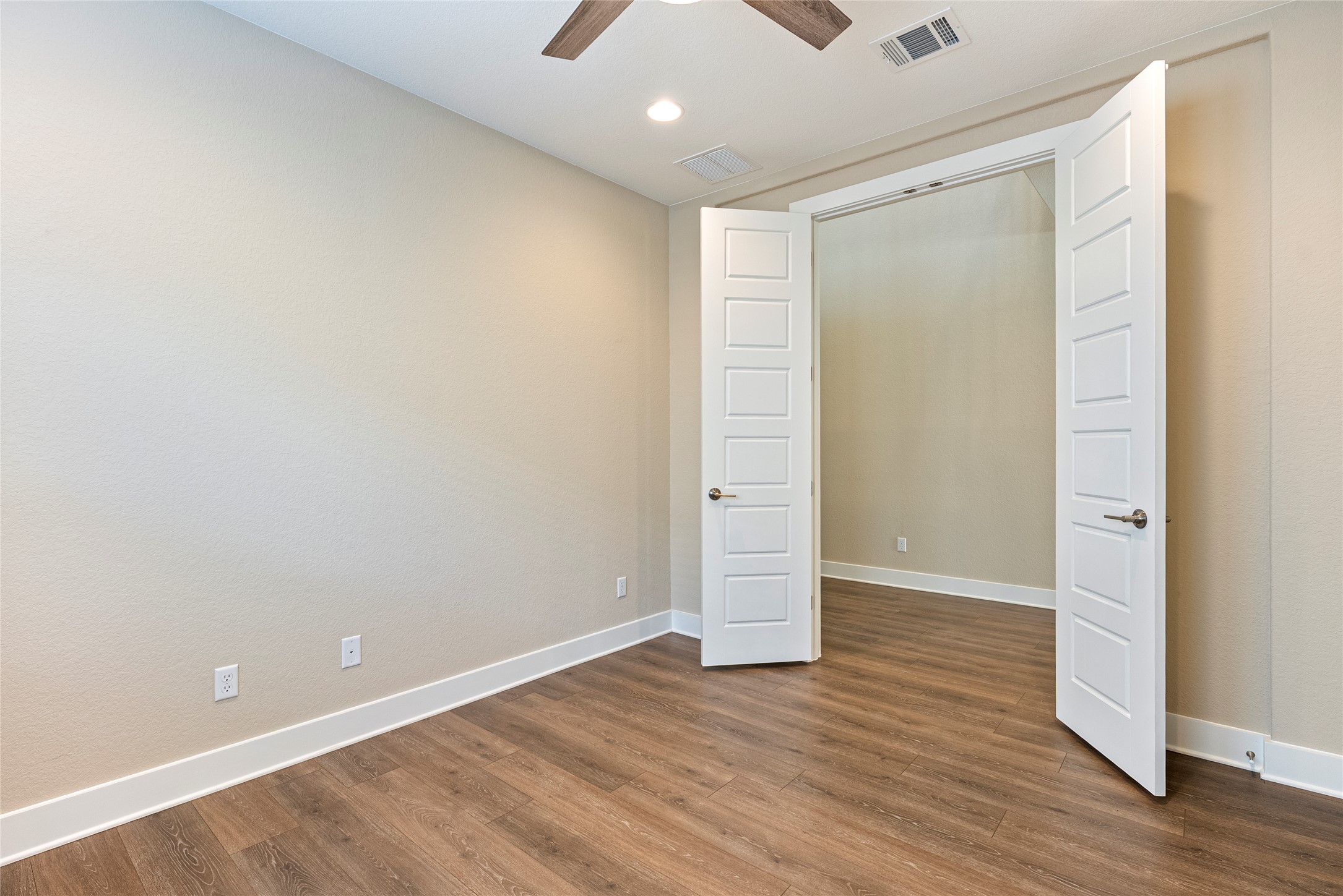 328 Berkeley Place Georgetown, TX 78628 - Photo 9 of 29