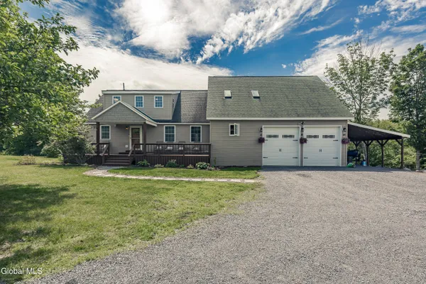 $549,900 | 329 Severine Lane, Fultonville, NY 12072