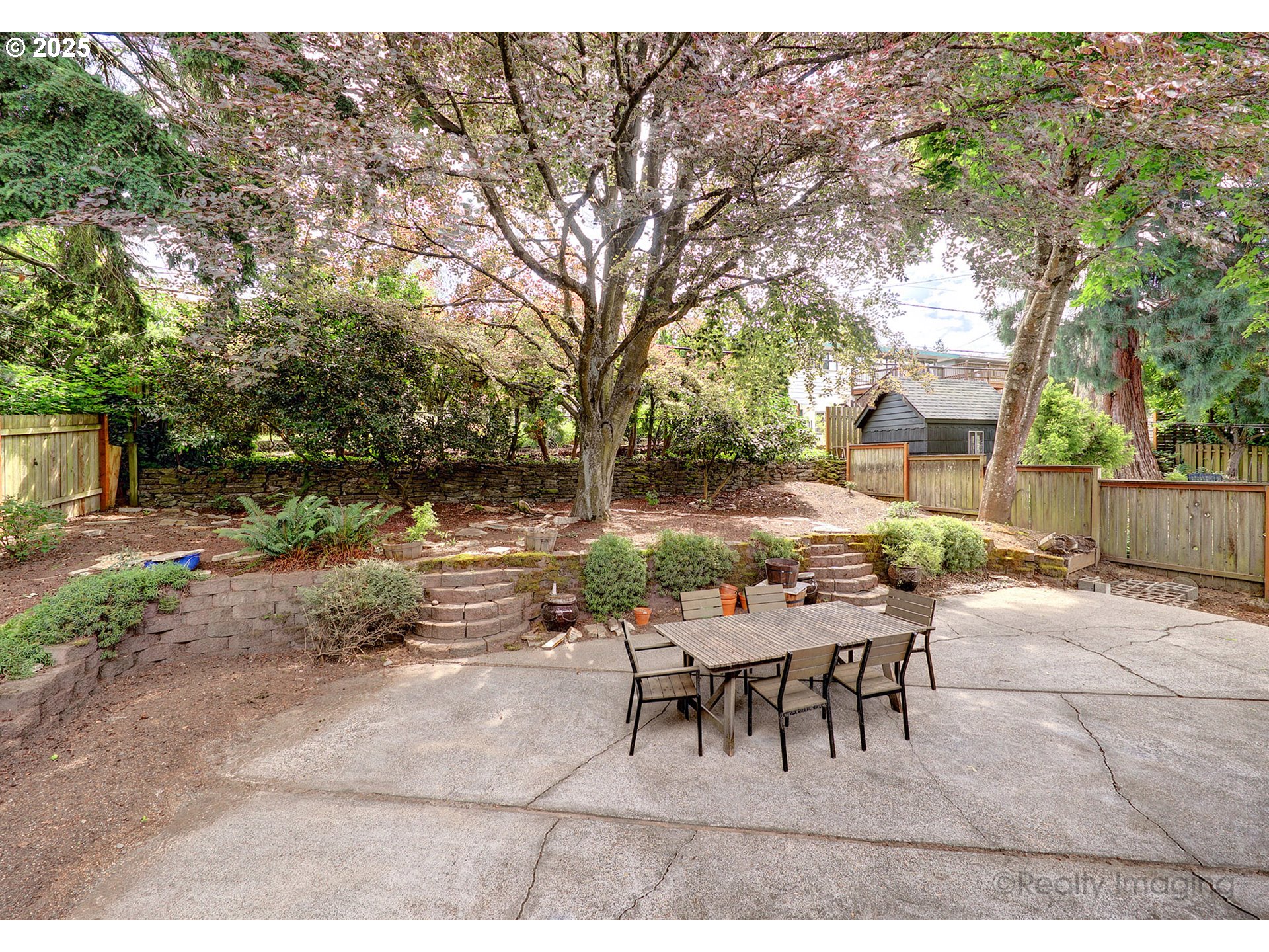 1124 Southwest Chestnut Drive Portland, OR 97219 - Photo 29 of 37 Patio