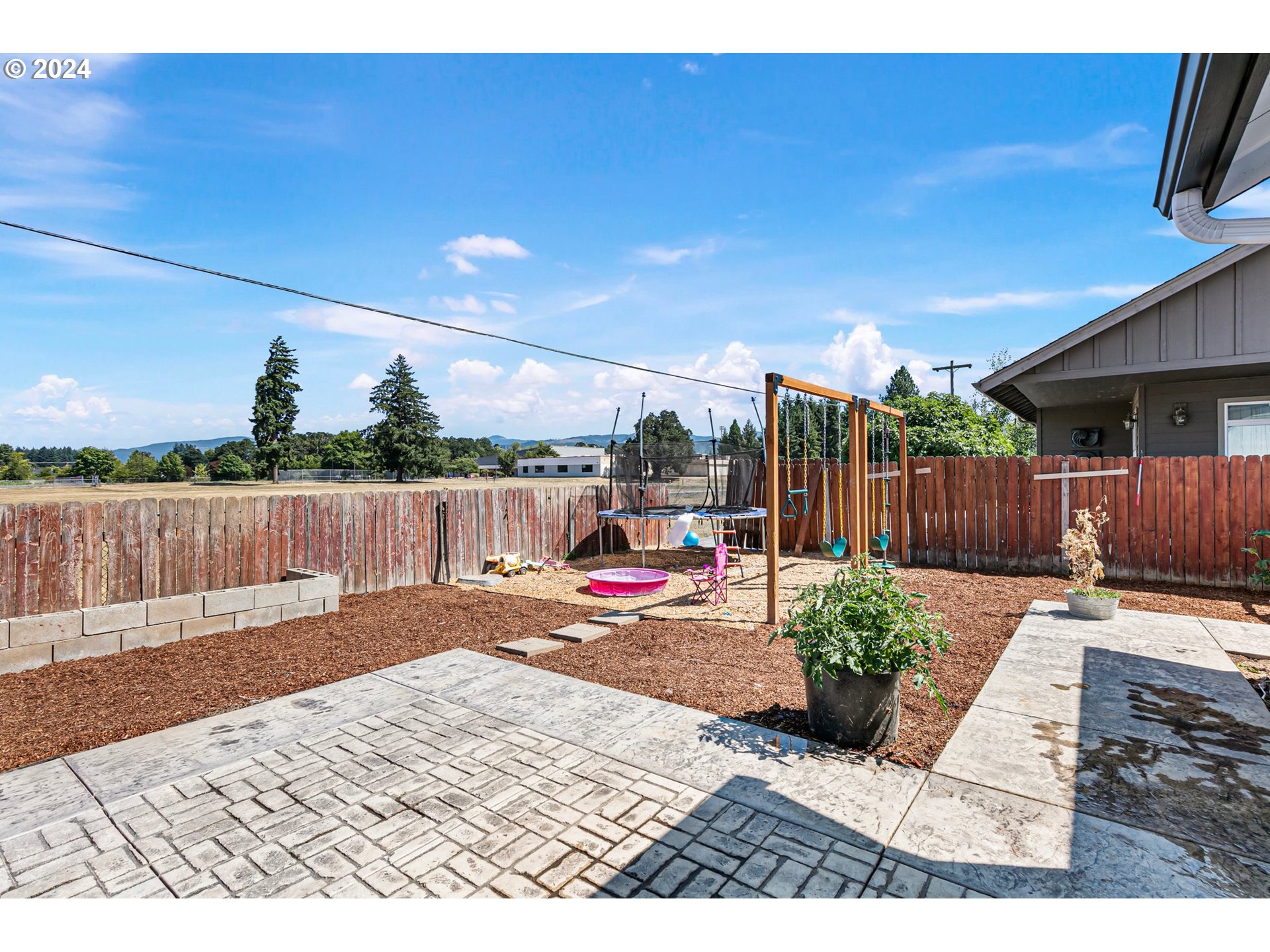 1013 Swale Ridge Loop Creswell, OR 97426 - Photo 25 of 26 Gallery Image 25