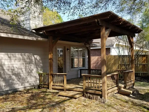 $414,800 | 27 Auburn Path Drive, The Woodlands, TX 77382