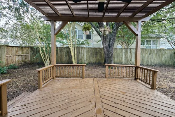 $414,800 | 27 Auburn Path Drive, The Woodlands, TX 77382