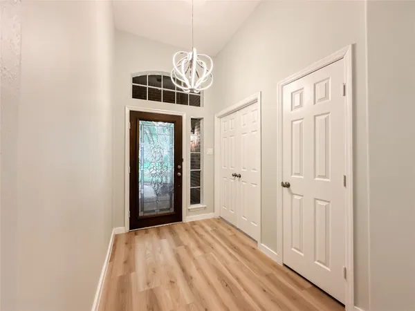 $414,800 | 27 Auburn Path Drive, The Woodlands, TX 77382