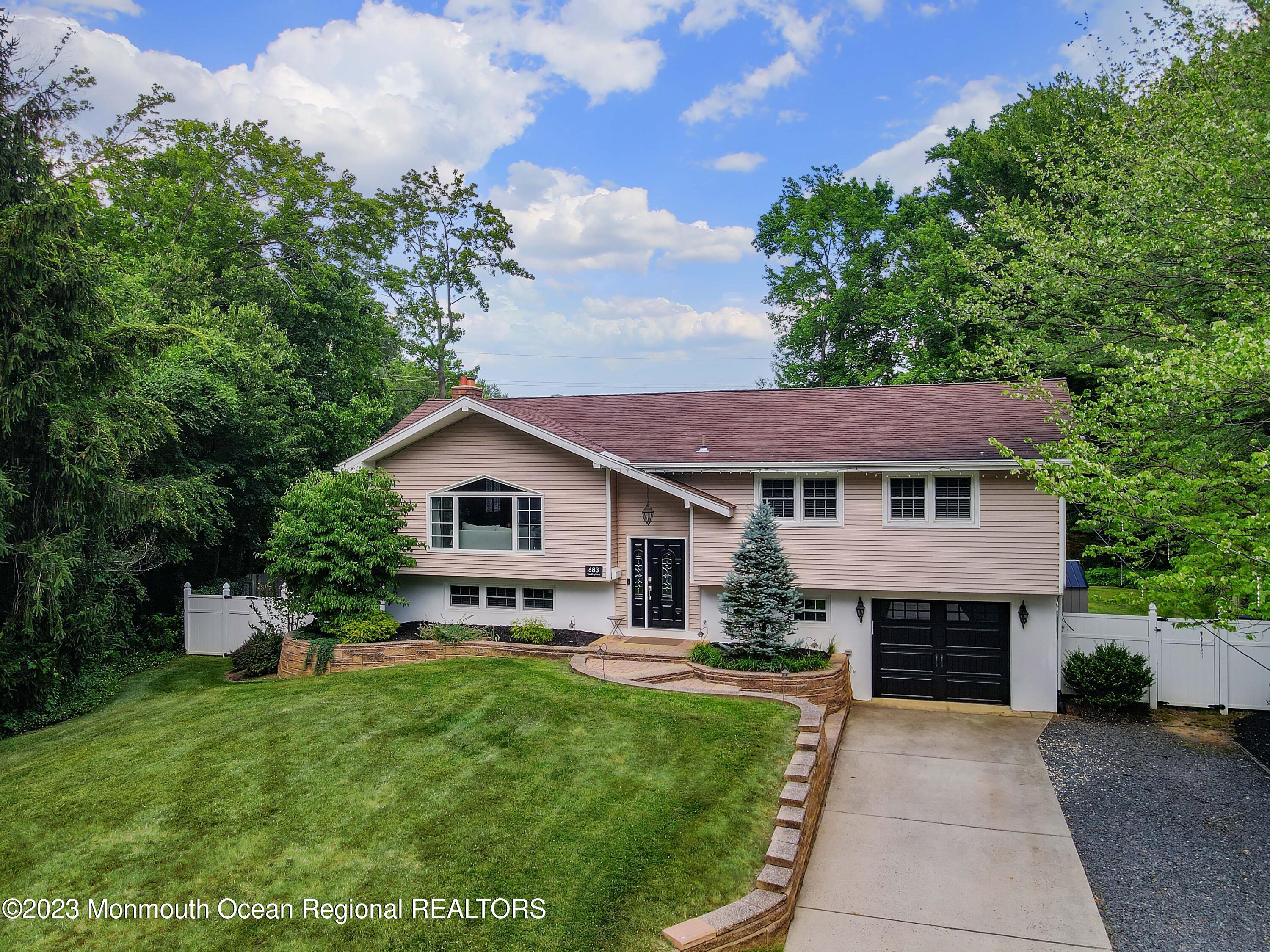 683 Hopping Road Belford, NJ 07718 - Photo 2 of 50 DJI_0736_37_38_39_40