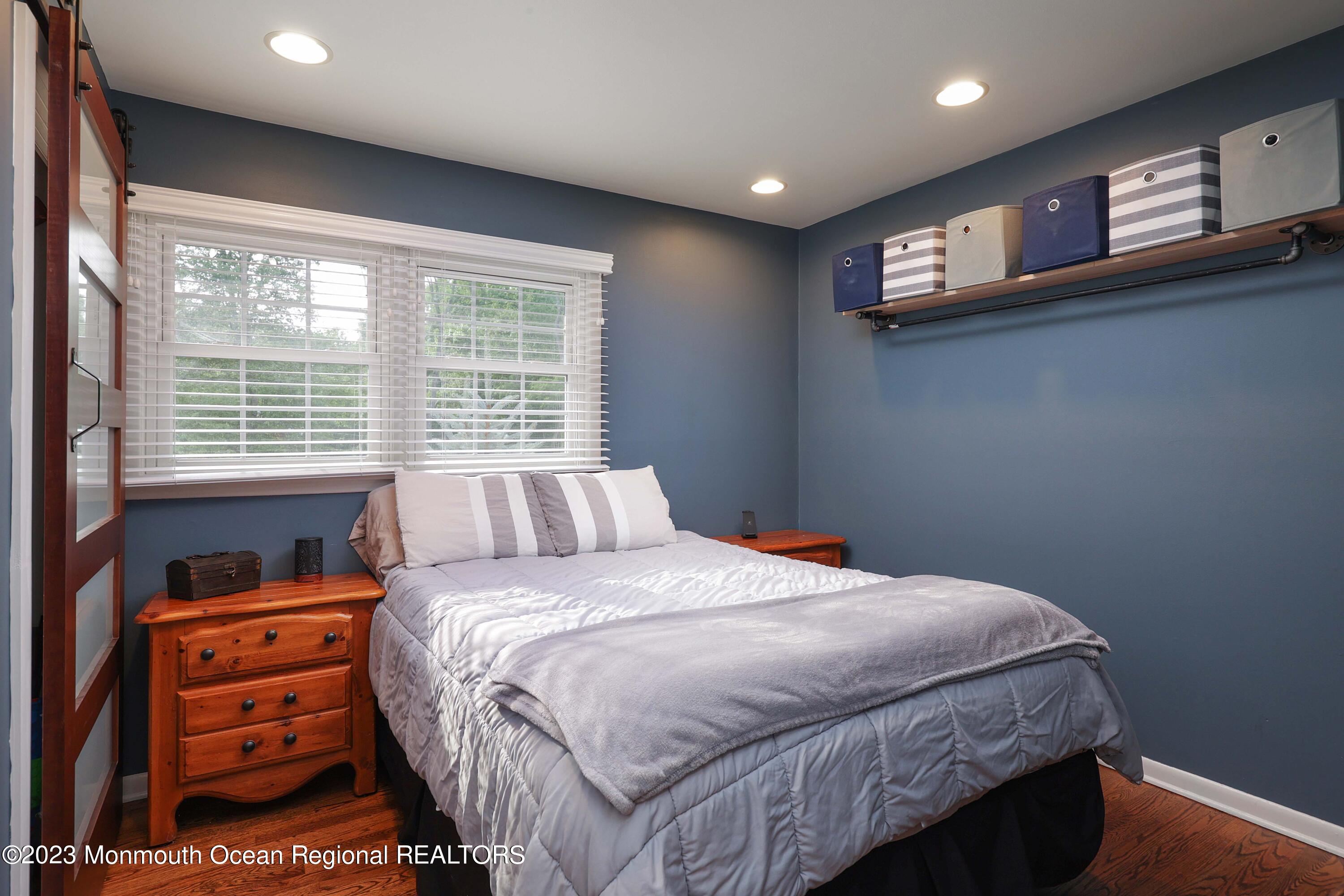 683 Hopping Road Belford, NJ 07718 - Photo 22 of 50 758A0936