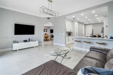 $1,899,000 | 20920 Northeast 32nd Avenue, Aventura, FL 33180