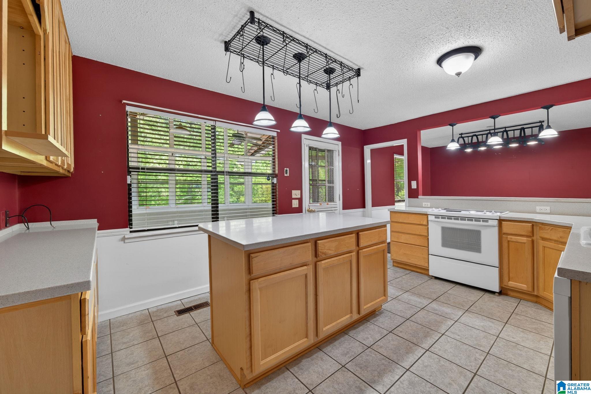 920 Independence Drive Alabaster, AL 35007 - Photo 16 of 53