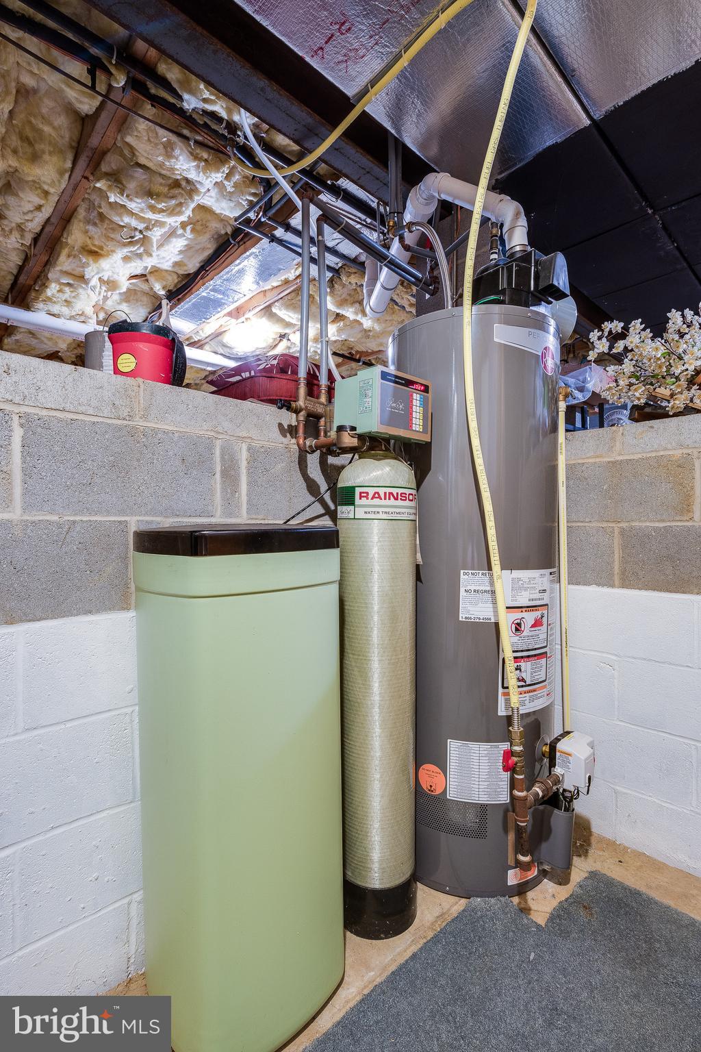 5 Cardiff Court Lititz, PA 17543 - Photo 25 of 32 Water softener and newer gas hot water heater