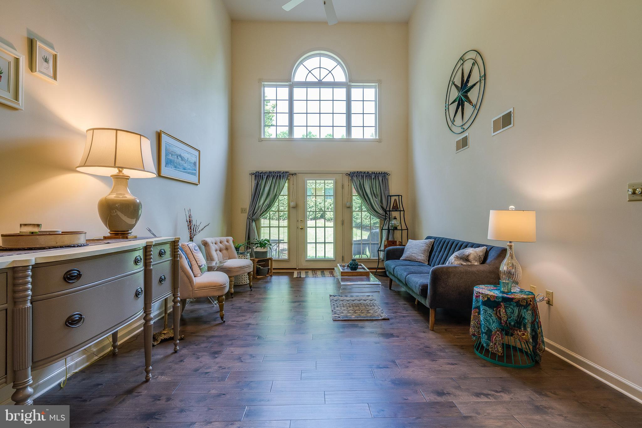 5 Cardiff Court Lititz, PA 17543 - Photo 4 of 32 Perfect for entertaining!