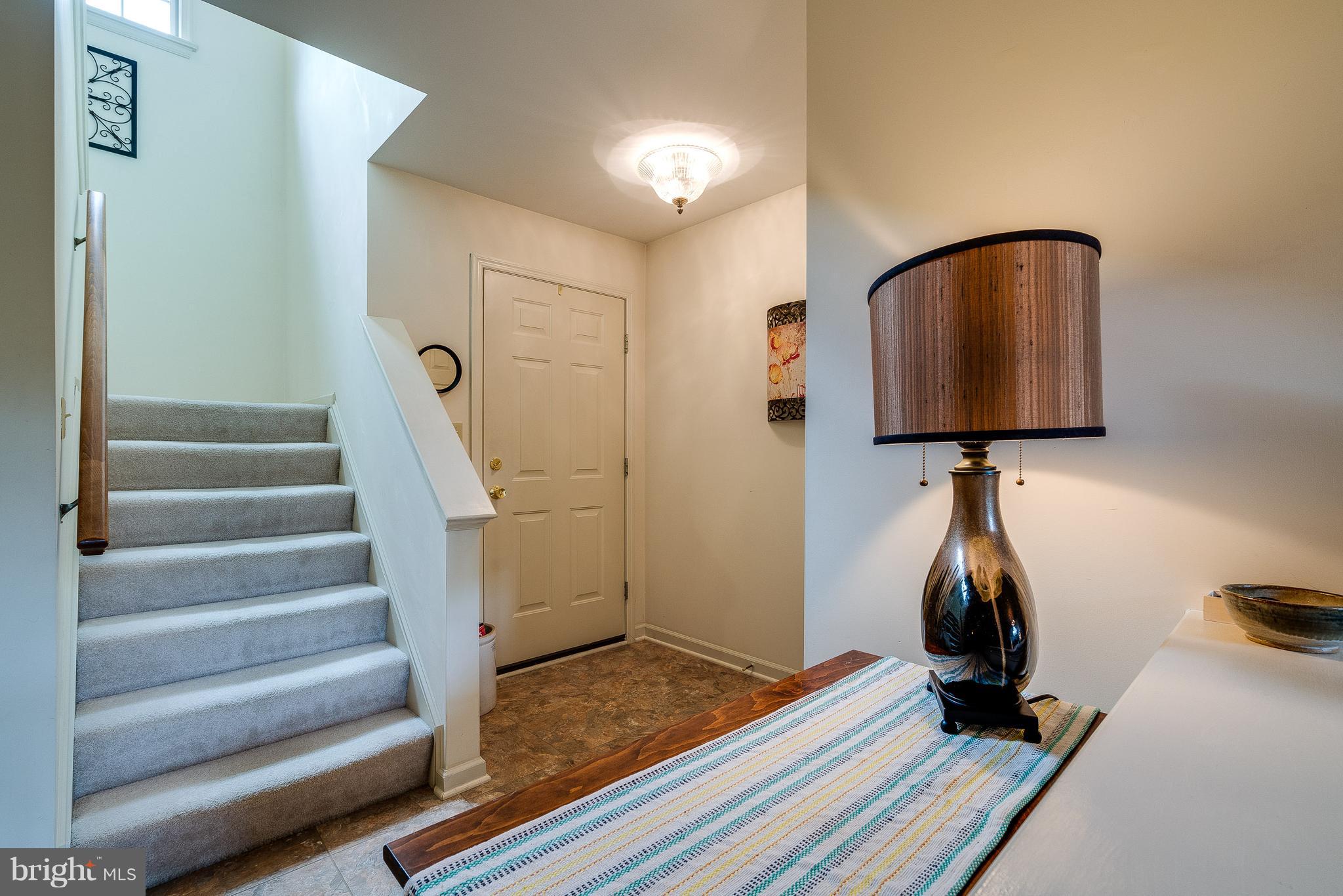5 Cardiff Court Lititz, PA 17543 - Photo 5 of 32 Foyer offers warm welcome