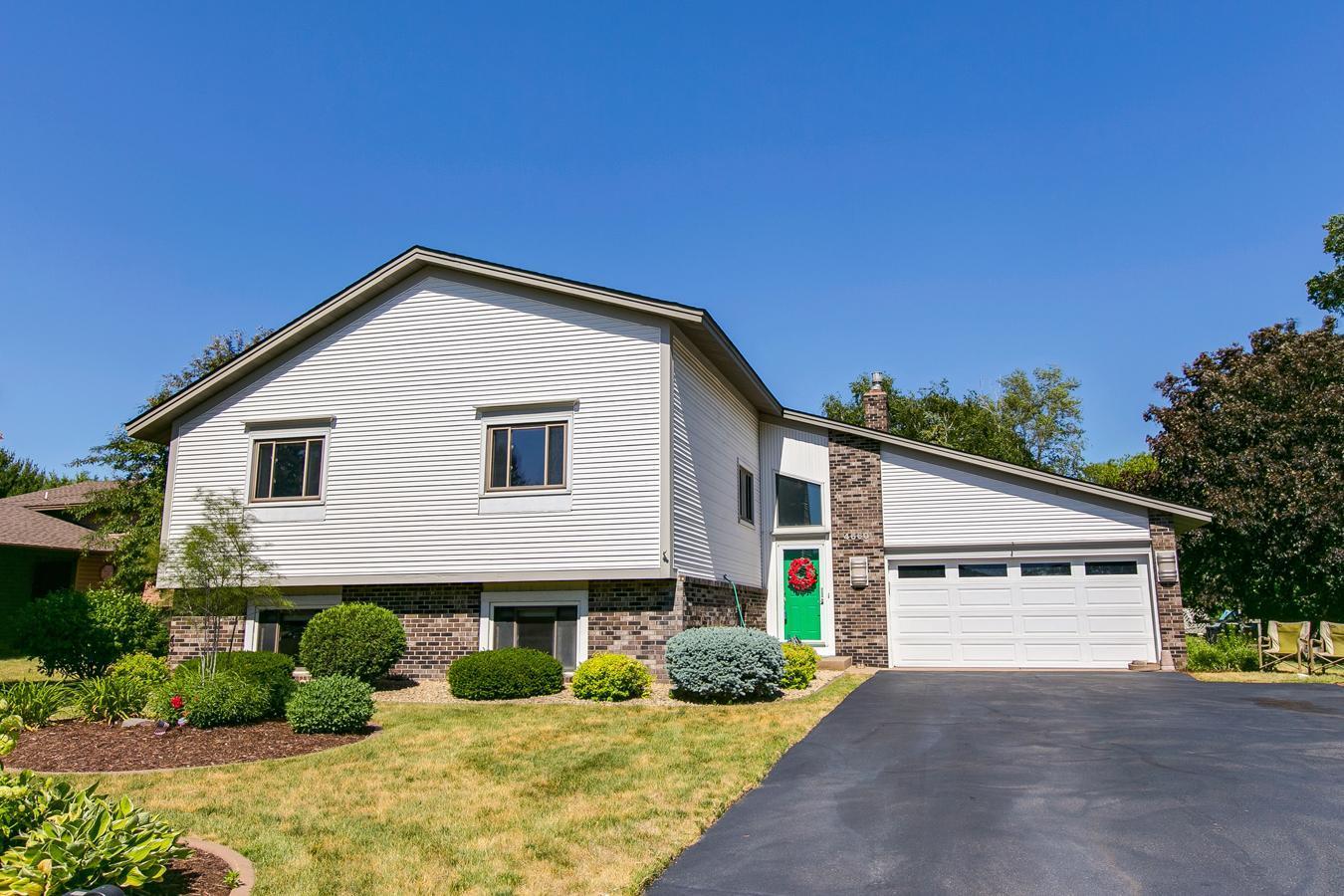 4660 Chandler Road Shoreview, MN 55126 - Photo 1 of 1 Gallery Image 1