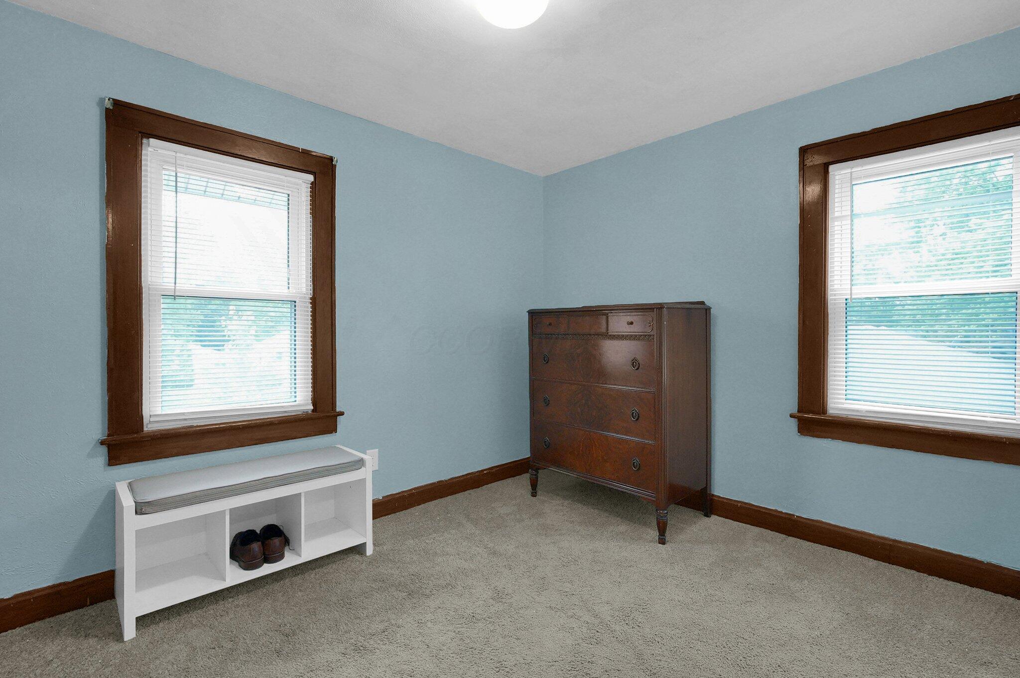 1936 Case Road Columbus, OH 43224 - Photo 16 of 27 Gallery Image 16