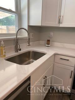 7587 Barret Road West Chester, OH 45069 - Photo 4 of 13