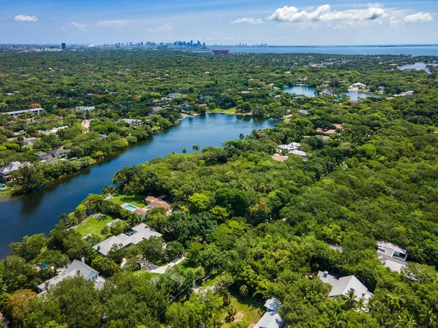 $19,999,000 | 5355 Hammock Drive, Coral Gables, FL 33156