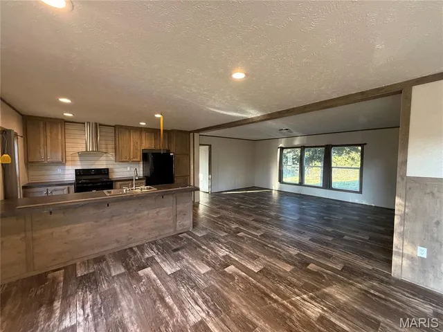 $177,000 | 15841 Nickel Drive, Phillipsburg, MO 65722