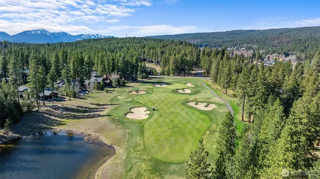 a view of an outdoor space and a yard