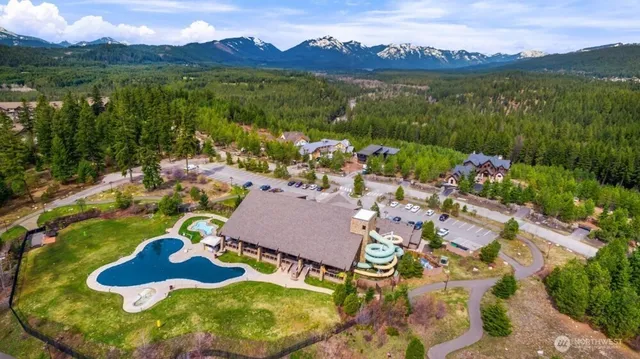 a outdoor space with lots of water view