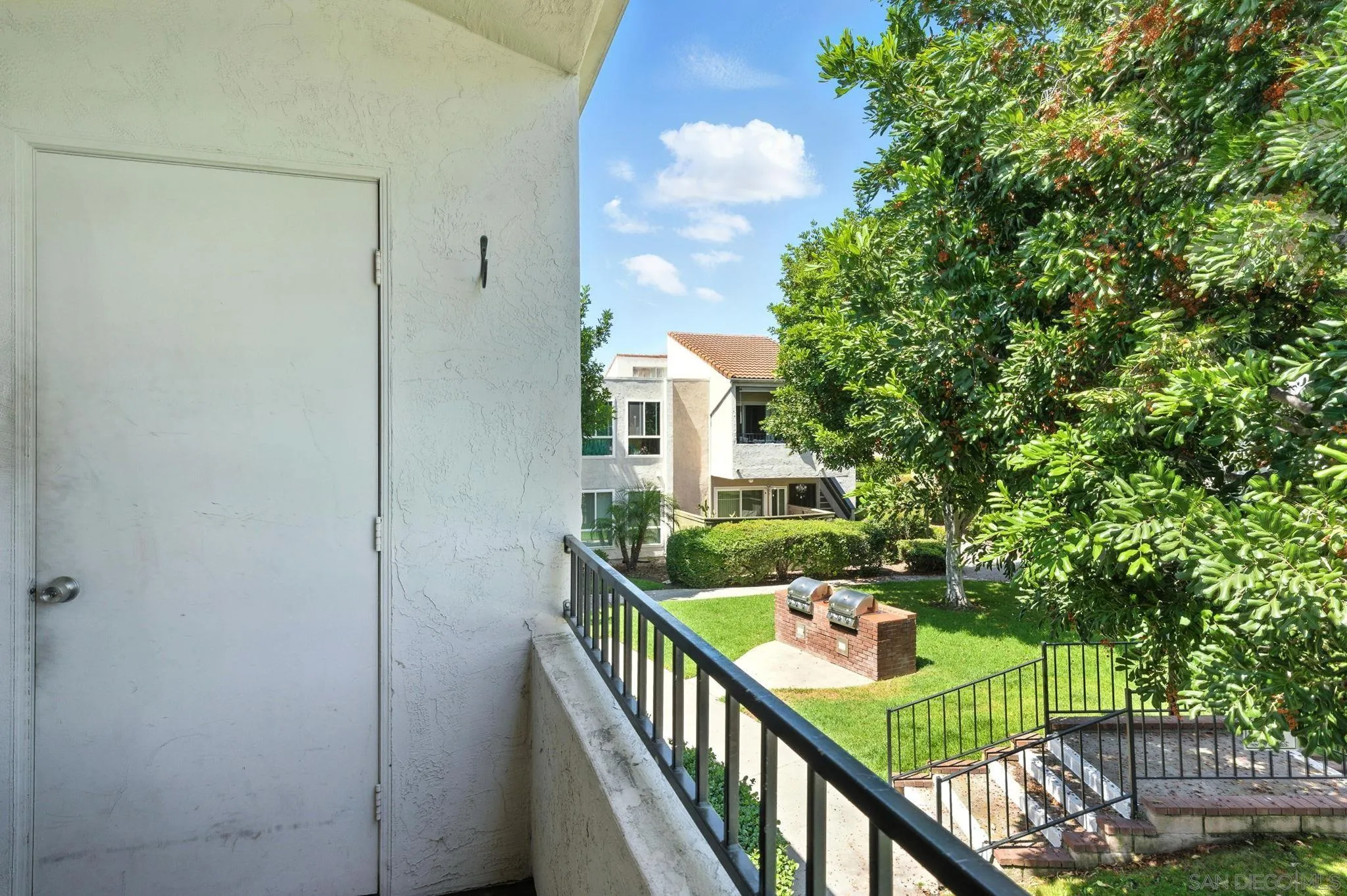 3575 Ruffin Road, Unit 204 San Diego, CA 92123 - Photo 22 of 29 a view of a balcony