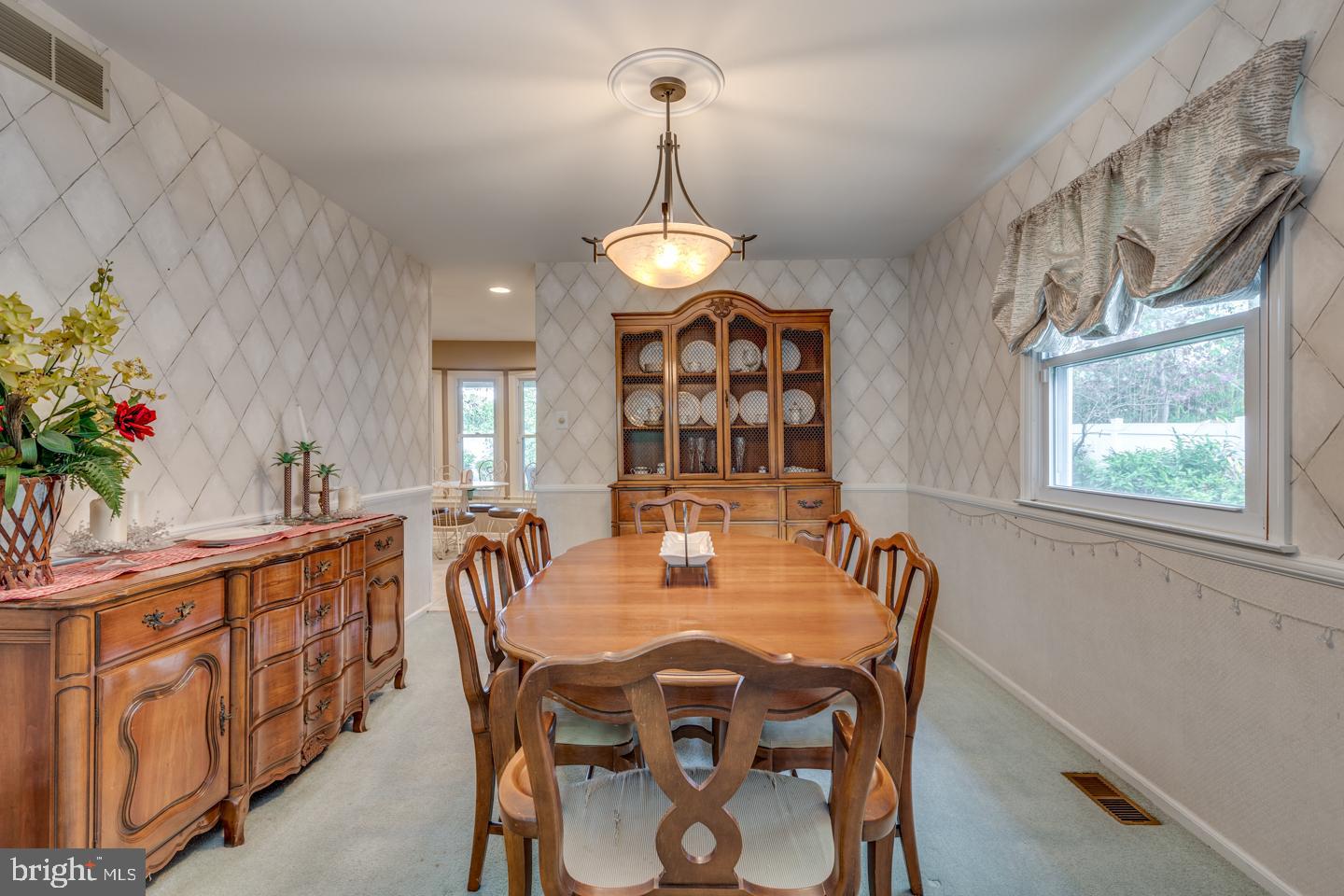 20 Tendring Road Cherry Hill, NJ 08003 - Photo 7 of 40 Dining room