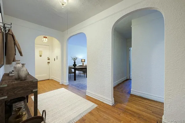 $569,000 | 109-14 Ascan Avenue, Unit 4J | Forest Hills