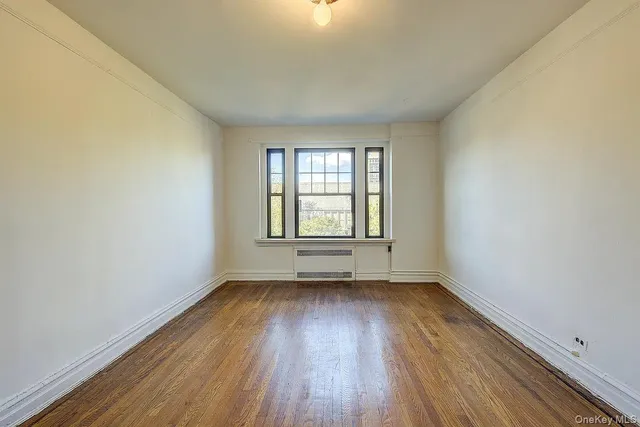 $569,000 | 109-14 Ascan Avenue, Unit 4J | Forest Hills