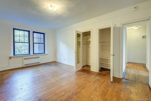 $569,000 | 109-14 Ascan Avenue, Unit 4J | Forest Hills