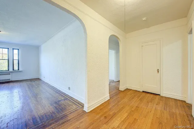 $569,000 | 109-14 Ascan Avenue, Unit 4J | Forest Hills