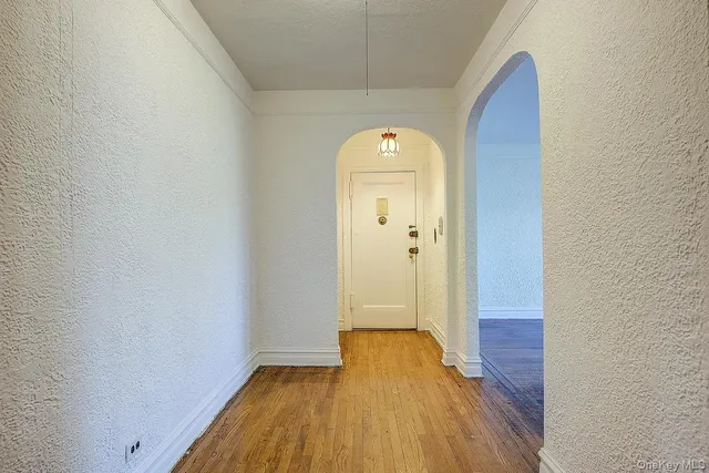 $569,000 | 109-14 Ascan Avenue, Unit 4J | Forest Hills