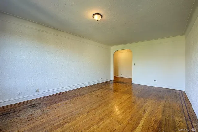 $569,000 | 109-14 Ascan Avenue, Unit 4J | Forest Hills