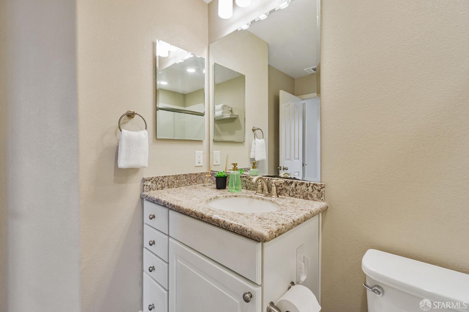 4700 Norris Canyon Road, Unit 204 San Ramon, CA 94583 - Photo 17 of 29