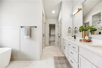 $769,950 | 18425 Long Street, Overland Park, KS 66013