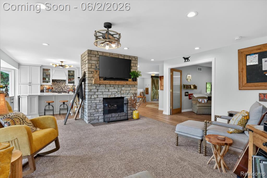 3860 East Commerce Road Commerce Township, MI 48382 - Photo 10 of 72