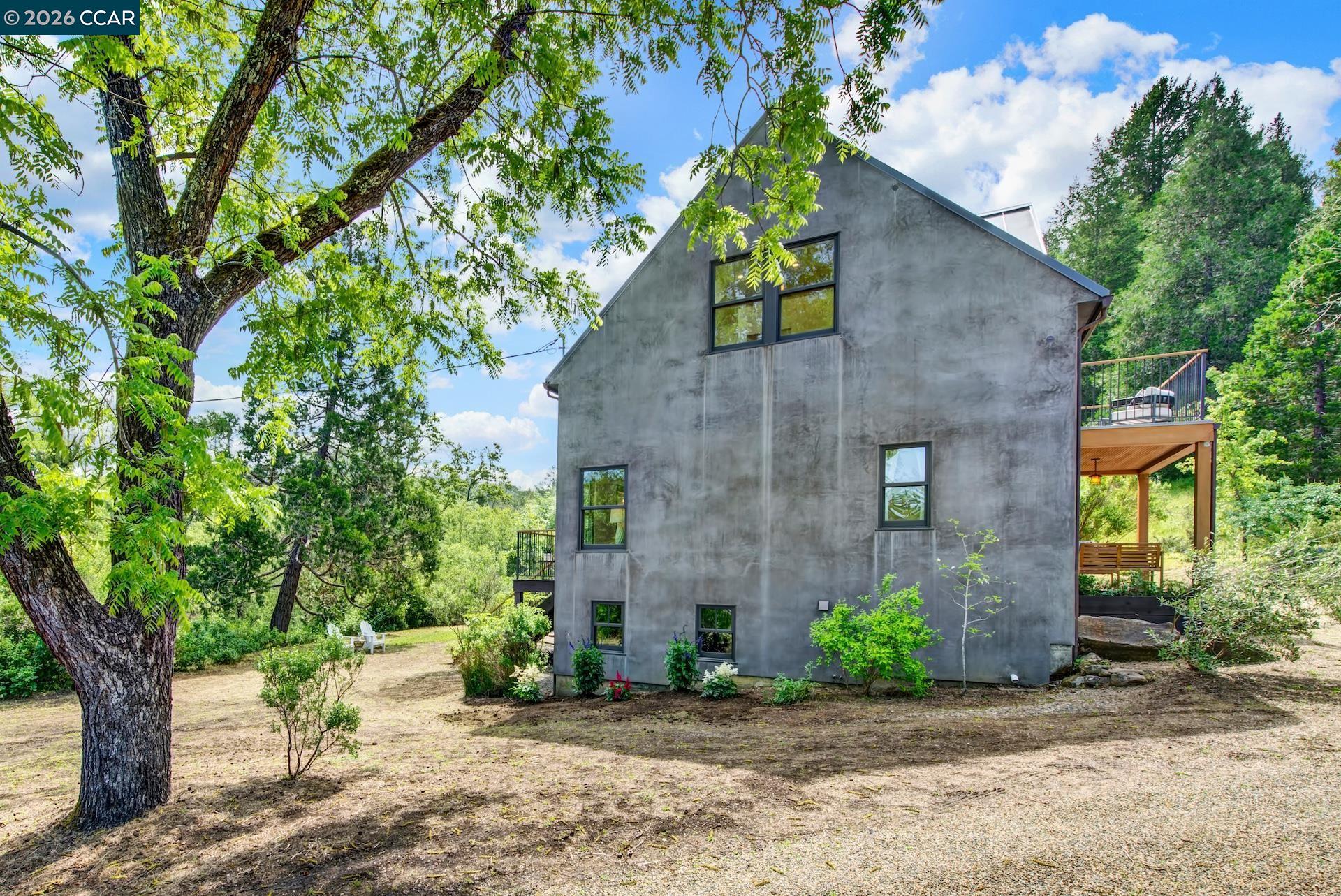 4009 Redwood Road Napa, CA 94558 - Photo 4 of 91
