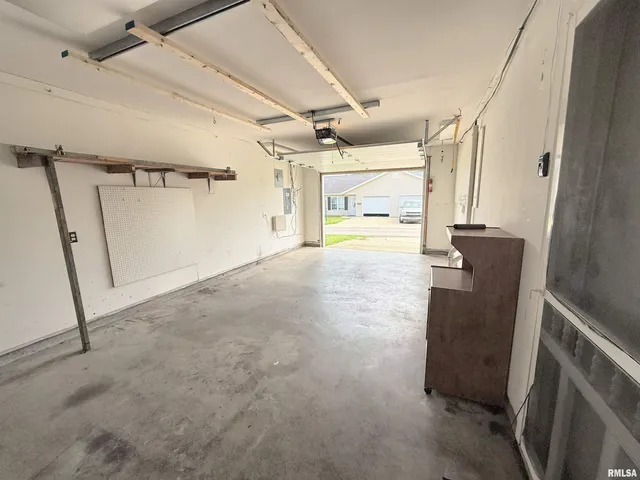 $114,000 | 1002 Elm Street, Marion, IL 62959