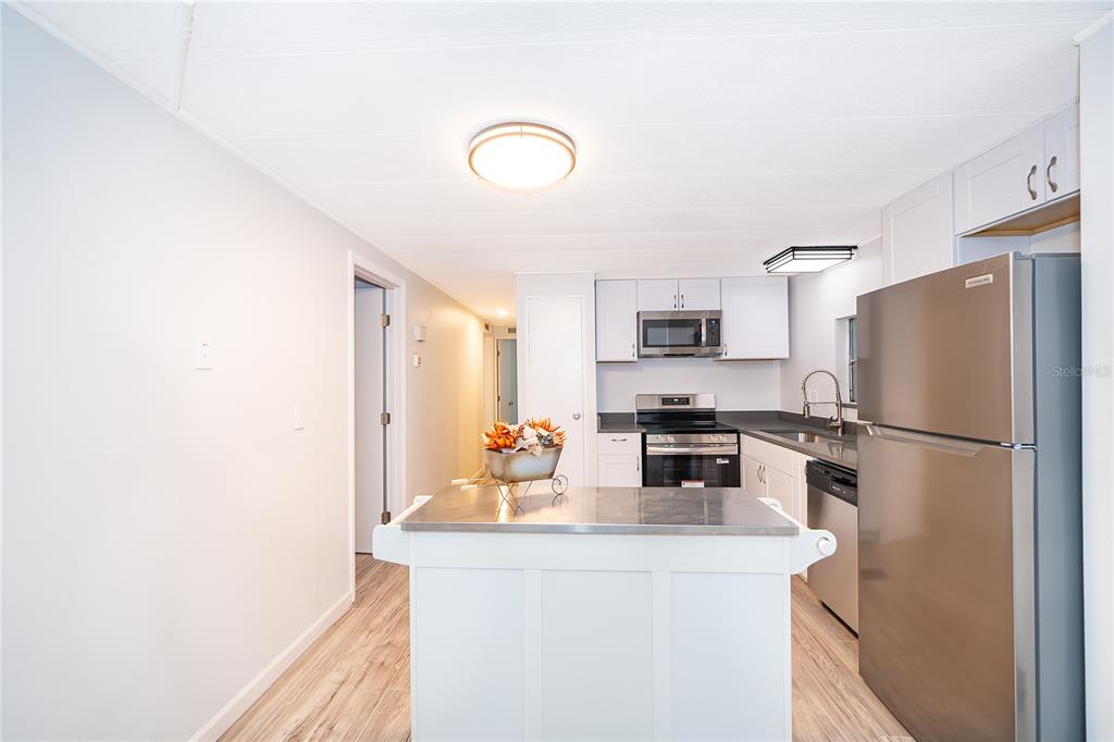 29 Maplehurst Avenue DeBary, FL 32713 - Photo 6 of 20