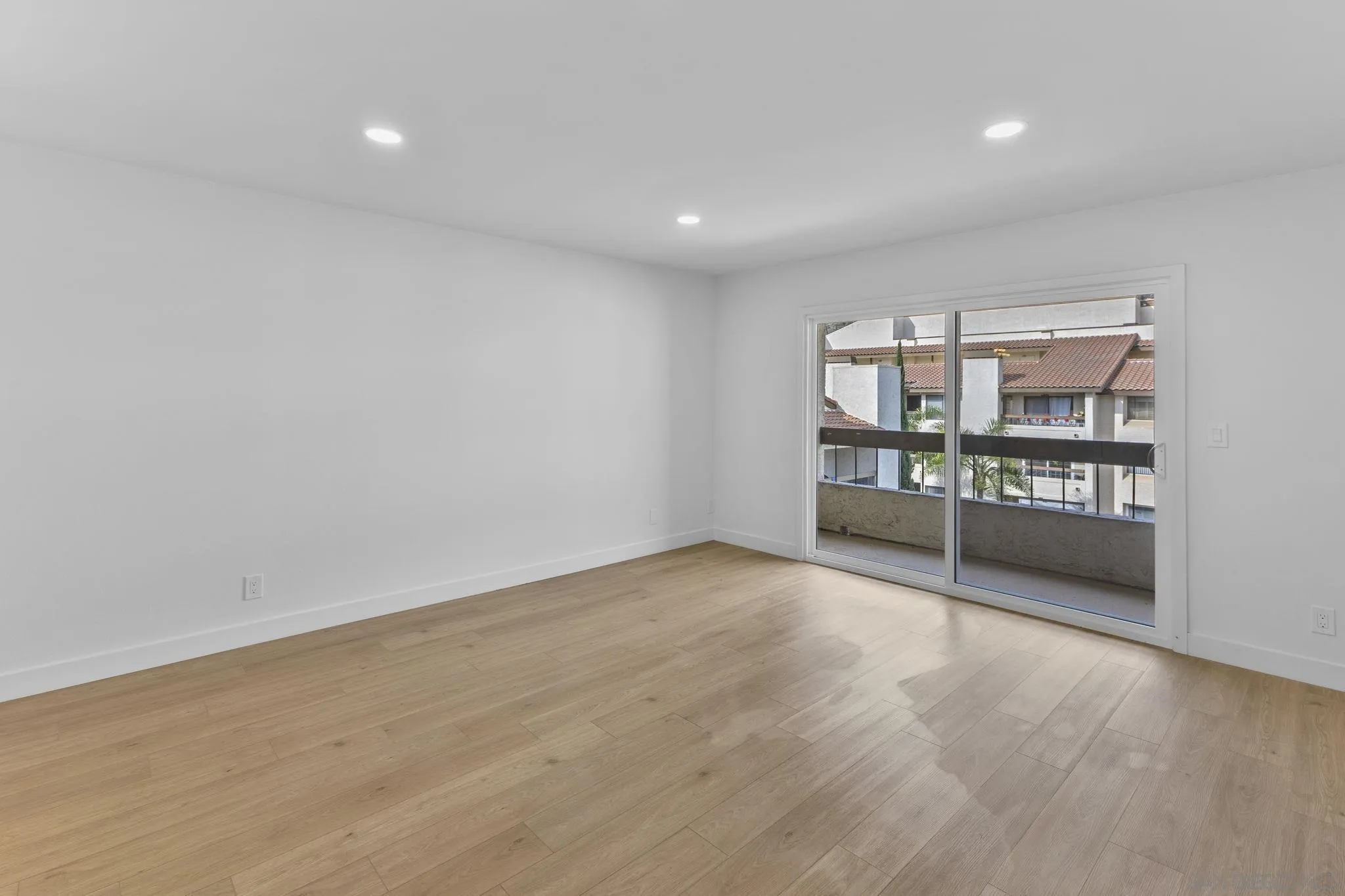 6747 Friars Road, Unit 130 San Diego, CA 92108 - Photo 12 of 32 a view of an empty room with window