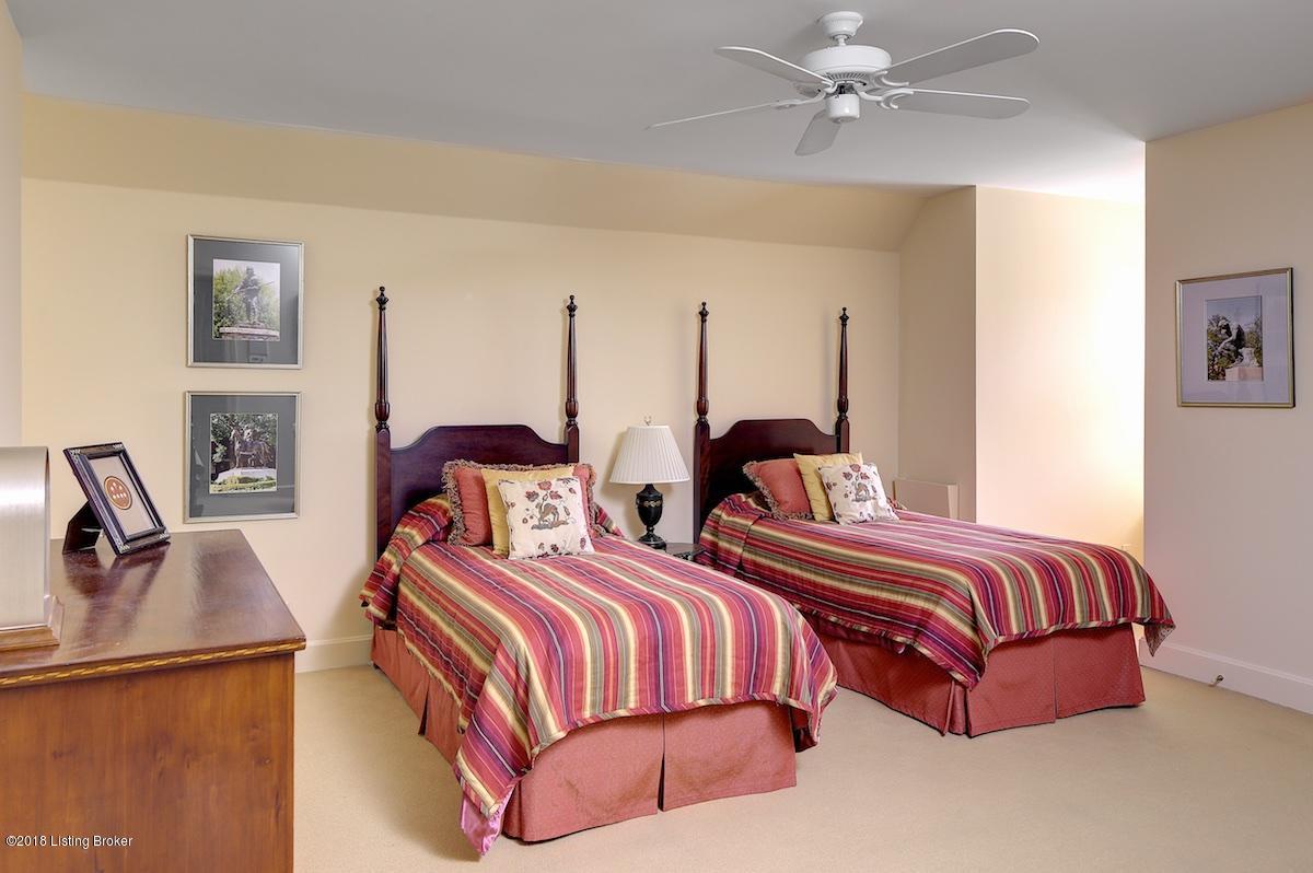 2900 Rivers Edge Road Louisville, KY 40222 - Photo 24 of 31 24 2900 River's Edge Road