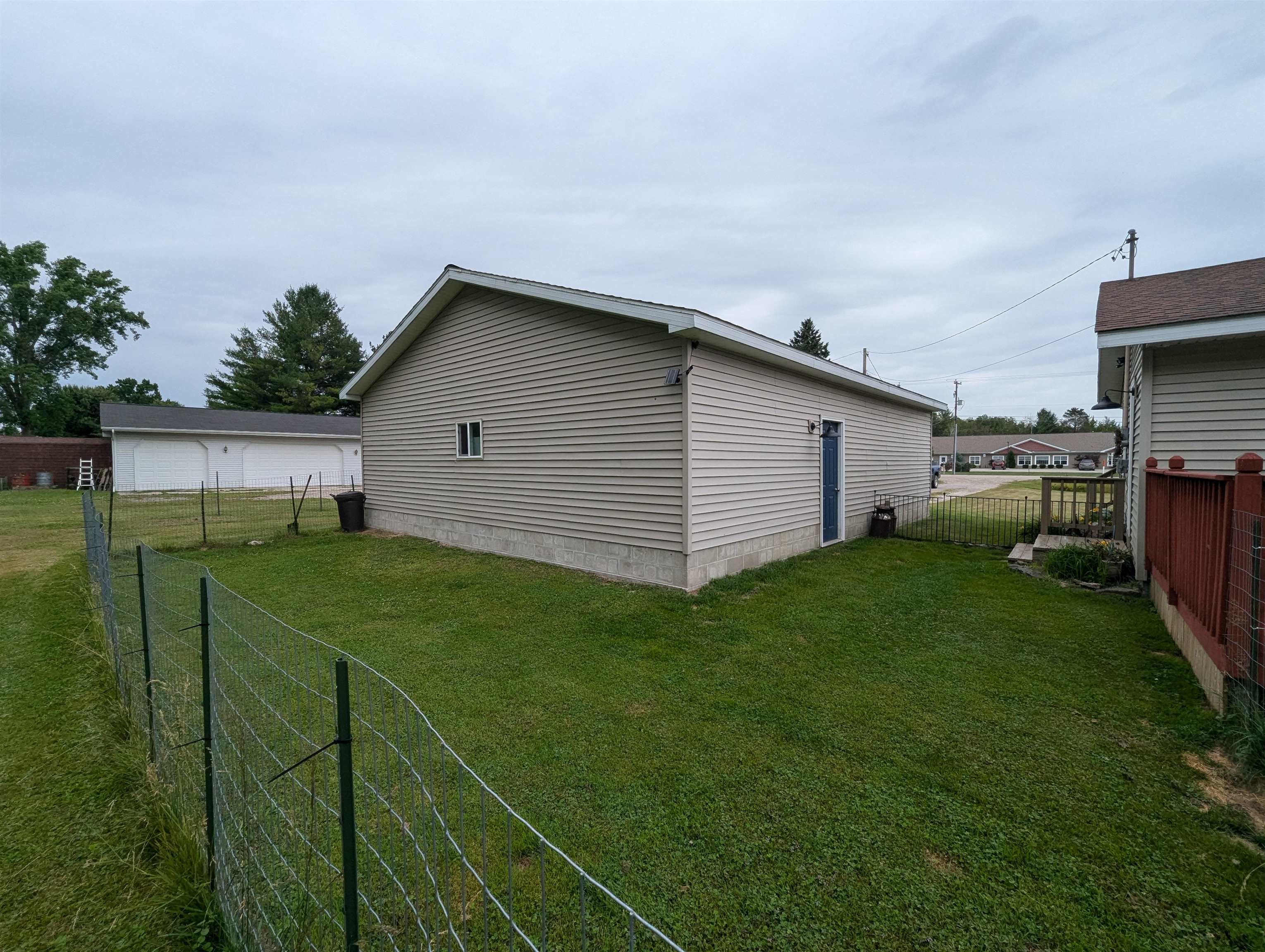 3578 Deep River Road Standish, MI 48658 - Photo 5 of 33