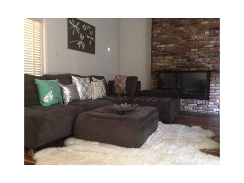 101 Leslie Road Monroeville, PA 15146 - Photo 10 of 20 Family Room.