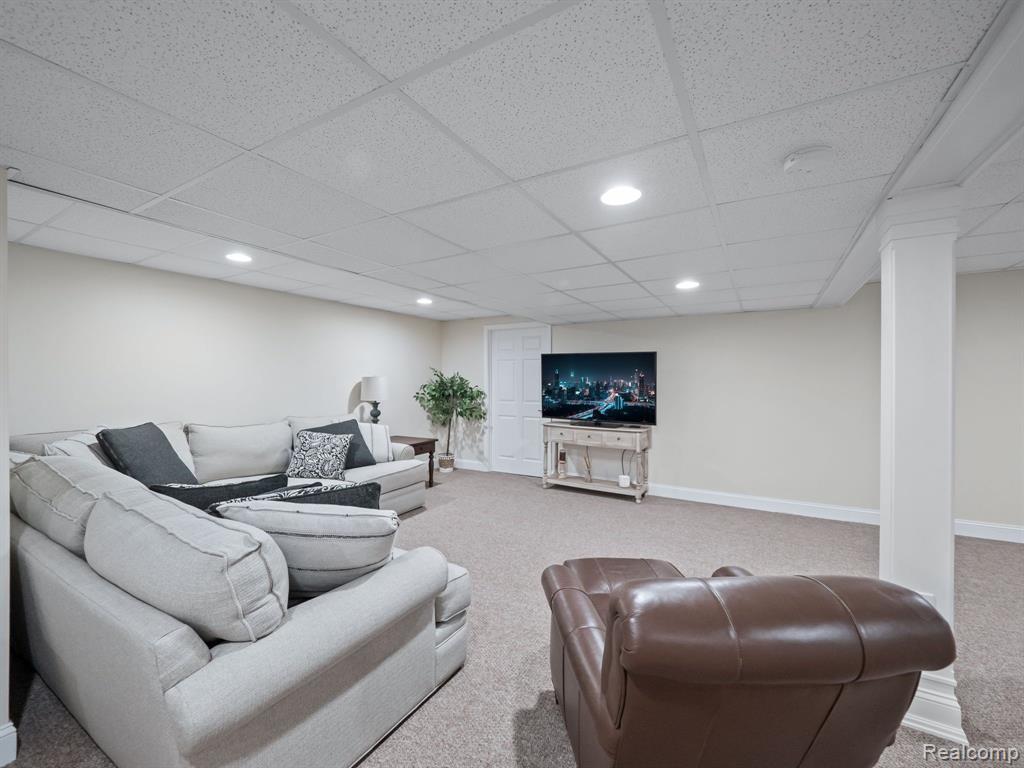 1315 Copper Circle Rochester, MI 48306 - Photo 27 of 41