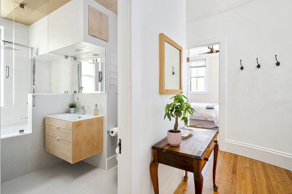 1070 Beacon Street, Unit 4B Brookline, MA 02446 - Photo 12 of 22