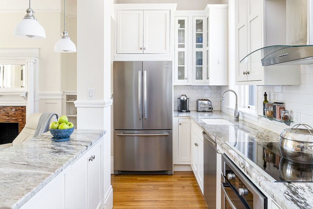 1070 Beacon Street, Unit 4B Brookline, MA 02446 - Photo 2 of 22