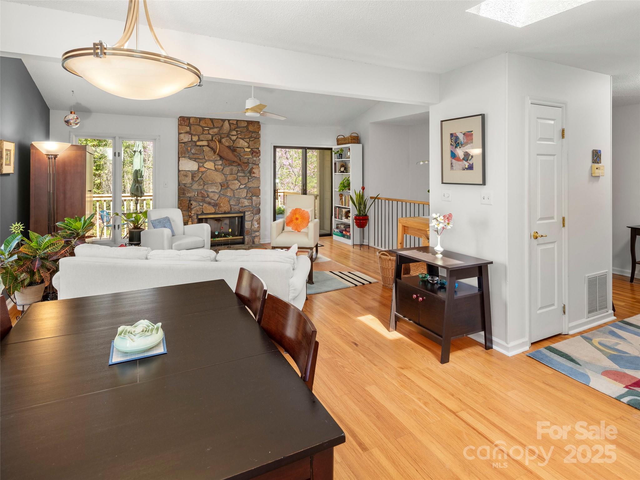 101 Beaver Ridge Road Asheville, NC 28804 - Photo 11 of 23