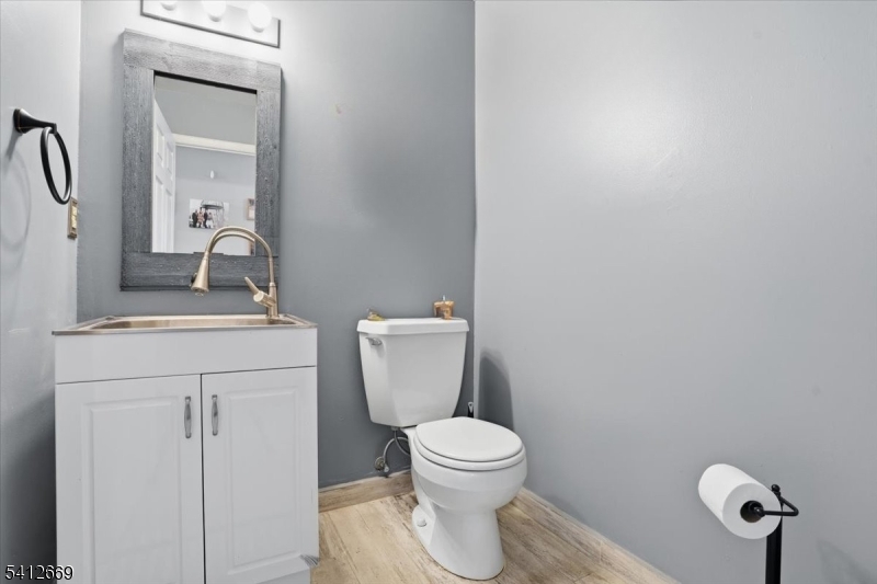 76 Hickory Way Mount Arlington, NJ 07856 - Photo 16 of 27