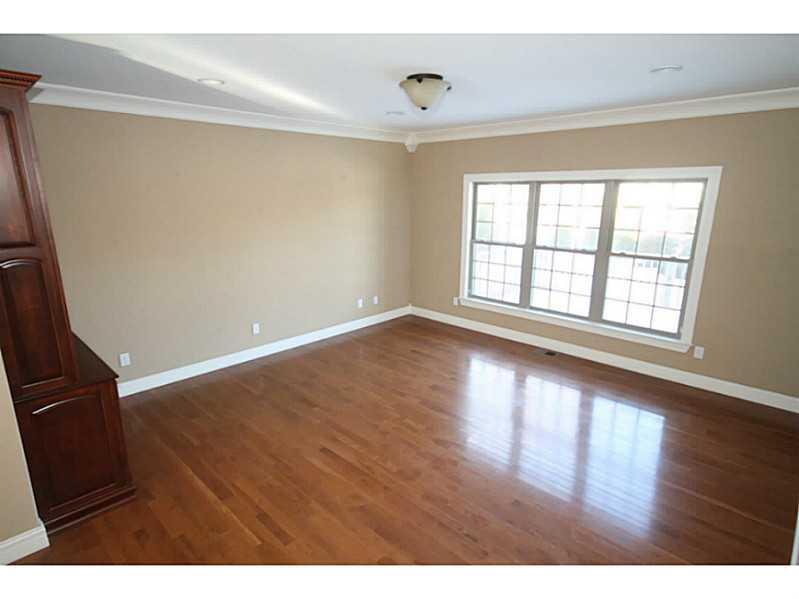 2520 Carr Hill Road Columbus, IN 47201 - Photo 12 of 23 Gallery Image 12