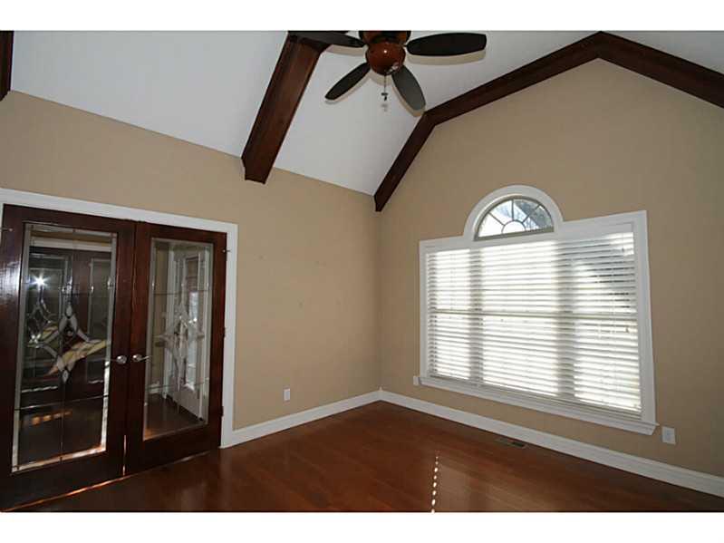 2520 Carr Hill Road Columbus, IN 47201 - Photo 8 of 23 Gallery Image 8