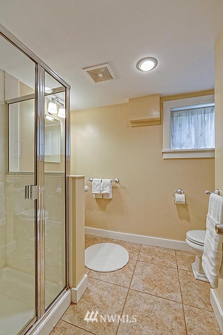 2111 North 60th Street Seattle, WA 98103 - Photo 13 of 15 Gallery Image 13