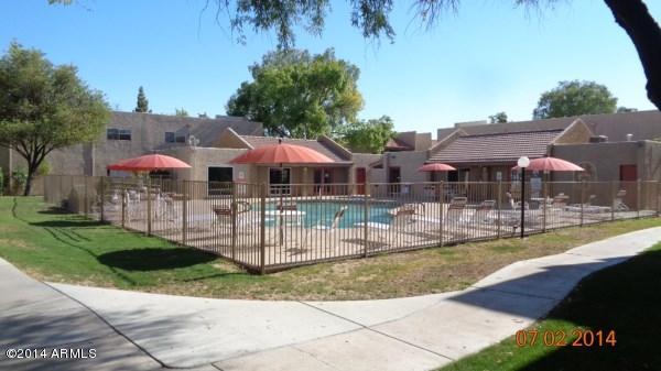 5525 East Thomas Road, Unit 14 Phoenix, AZ 85018 - Photo 3 of 12 2014-07-02 16
