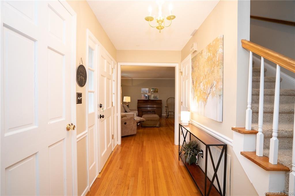 3114 Quilting Road Matthews, NC 28105 - Photo 4 of 44 Gallery Image 4